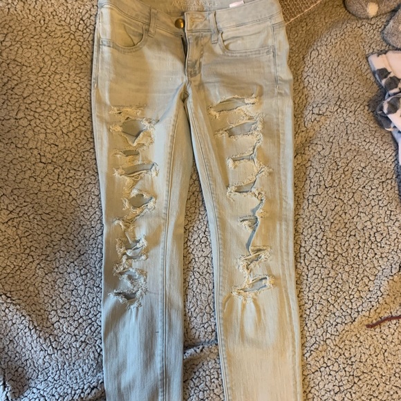 Ripped American Eagle high waisted jeggings - Picture 1 of 3
